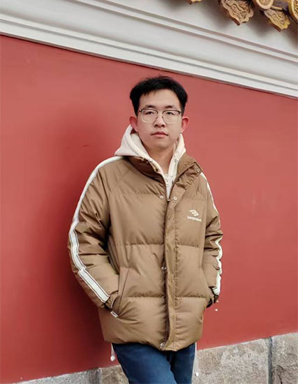 Jiawei Guo